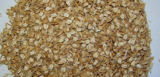 wakely-0830-electric-mill-oats-20-moisture-preservatives-added-d9s-flute-jpg